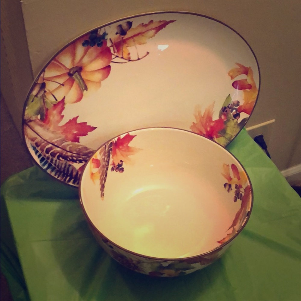 4 Piece Thanksgiving Holiday Bowl and Plate Set